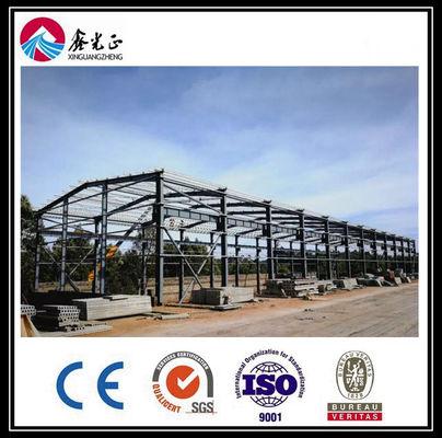 Panel terisolasi Bangunan baja prefabrikasi Ringan Q345 Digulung panas