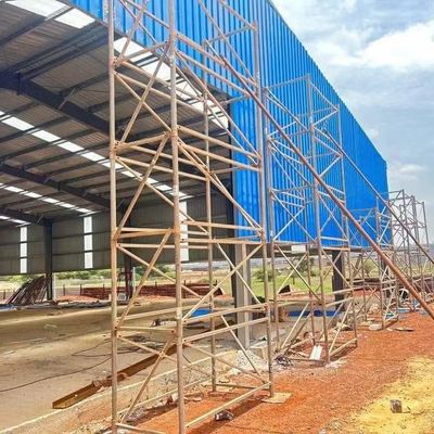 Bengkel Baja Prefabrikasi Berinsulasi dengan Rangka Baja H yang Dicat atau Digalvanis