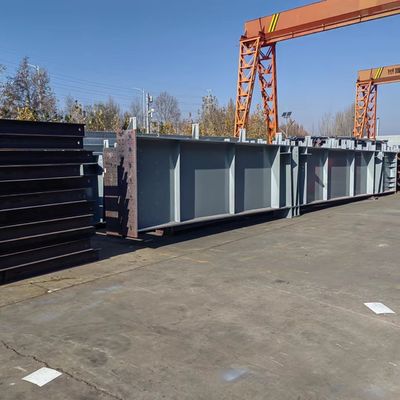 Bolt Connection Steel Structure Workshop Q345 Insulated Steel Workshop Pengerjaan baja terisolasi