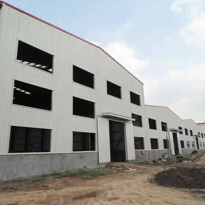 Gedung Baja Prefabrikasi Industri