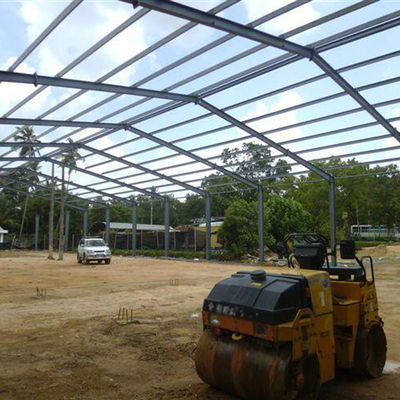 Rumah Baja Prefabrikasi Bertahan Angin OEM Bangunan Bingkai Logam