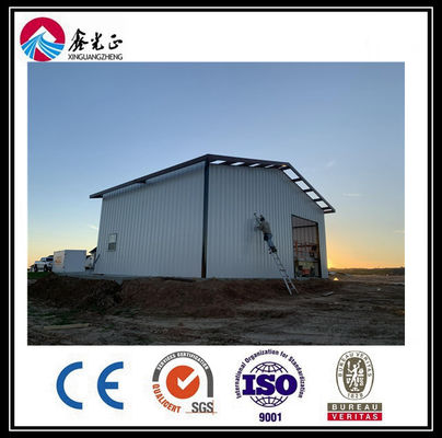 Q345B Prefabricated Steel Warehouse Steel Structure Workshop dengan jendela di atas