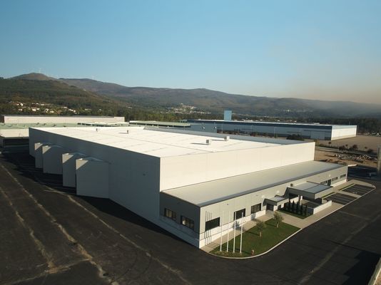 Struktur Baja Khusus Gudang Industri Bangunan Logam Prefabrikasi