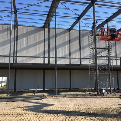 Top Quality Customized Pre-engineered Steel Structure Pasar ruang pameran