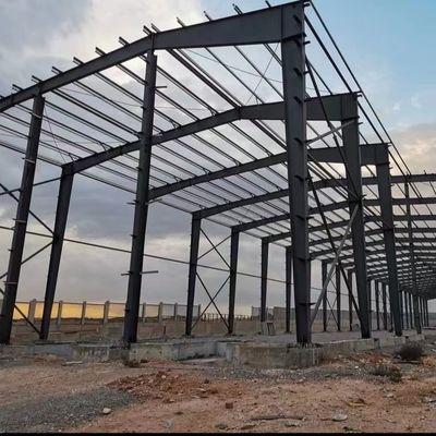 CE Steel Structure Warehouse Q355B Prefabrikasi Steel Warehouse