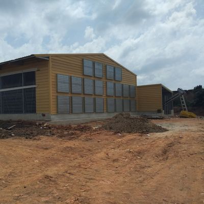 Rumah Ternak Baja Galvanis Rumah Pertanian Prefabrikasi Disesuaikan