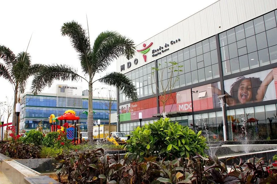 Mewarnai Bangunan Struktur Baja OEM Gudang Struktur Baja Prefabrikasi 3